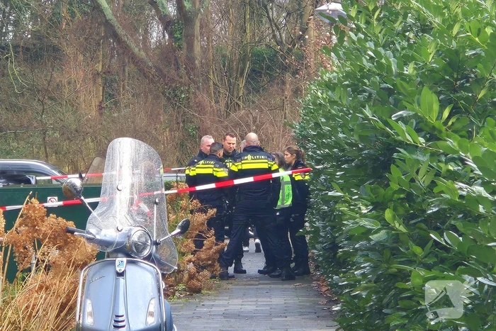 Balkon zwartgeblakerd na brand bij conflict
