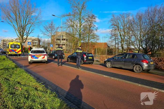 Scooterrijder geschept door automobilist tijdens inhaalactie