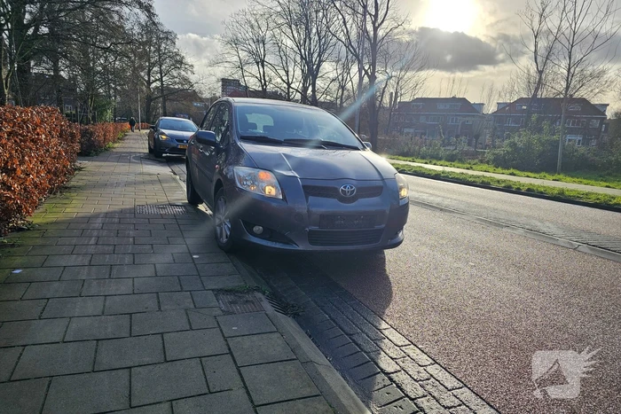 Scooterrijder geschept door automobilist tijdens inhaalactie