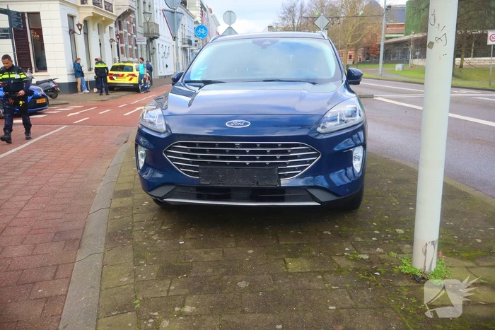 Scooterrijder geschept door automobilist
