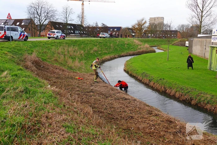 Groot alarm vanwege kinderfiets langs waterkant