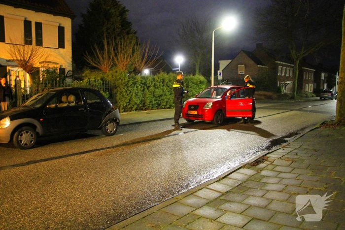 Vrouw gewond bij botsing