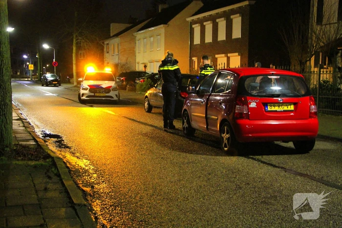 Vrouw gewond bij botsing