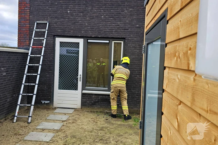 Brandweer bevrijdt persoon uit wasmachine