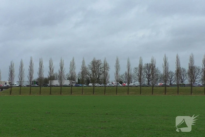 Rijksweg A58 afgesloten vanwege inzet hulpdiensten