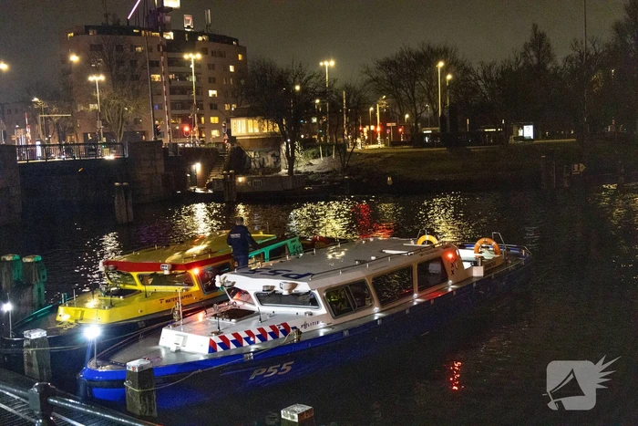 Hulpdiensten ingezet voor persoon te water