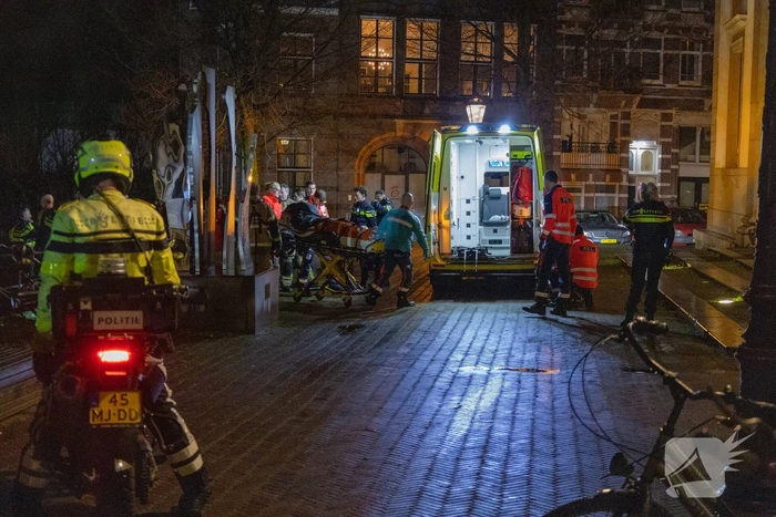 Hulpdiensten ingezet voor persoon te water