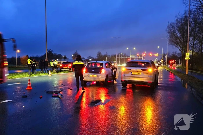 Drie voertuigen betrokken bij kop-staartbotsing