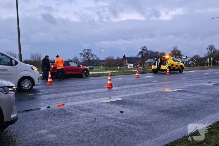 Drie voertuigen betrokken bij kop-staartbotsing