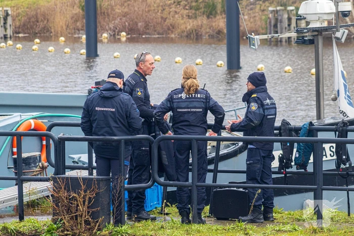Onderzoek naar aantreffen stoffelijk overschot op vrachtschip