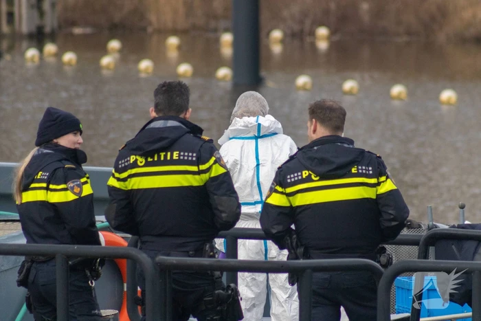 Onderzoek naar aantreffen stoffelijk overschot op vrachtschip
