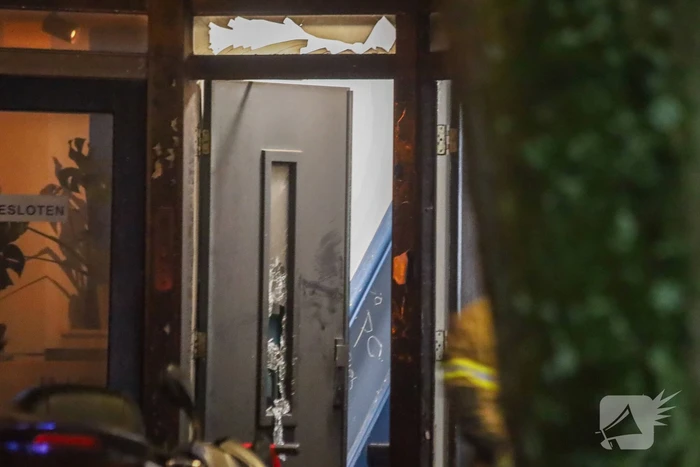Explosie bij woning zorgt voor schade