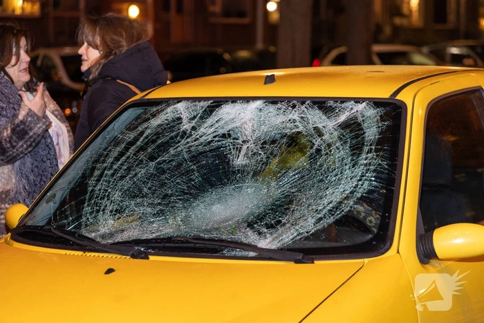 Fietser ernstig gewond bij botsing met auto