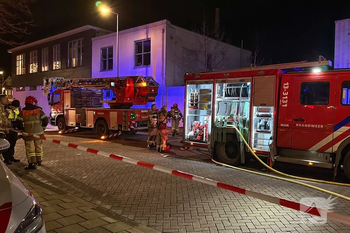 Grote brand bij verzamelgebouw voor bedrijven