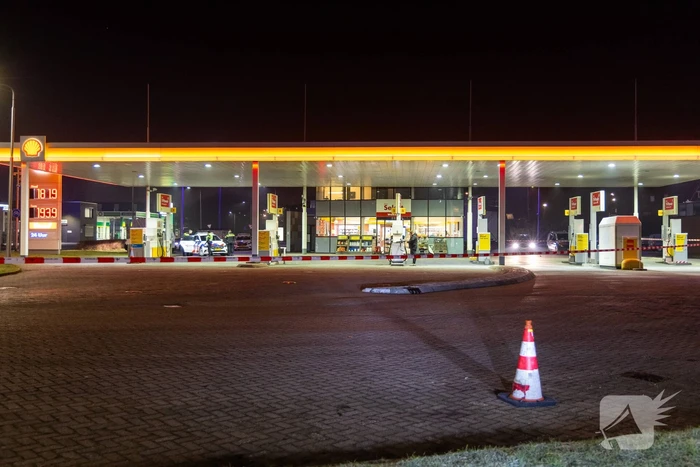 Politie doet onderzoek naar overval op tankstation