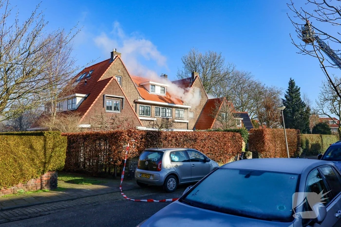 Flinke rookontwikkeling bij brand in hoekwoning