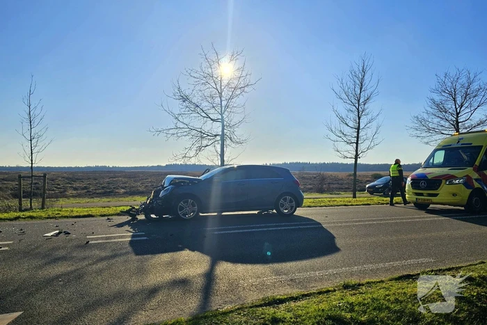 Meerdere gewonden bij kettingbotsing provinciale weg
