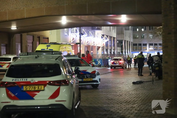 steekincident bijlmerplein amsterdam