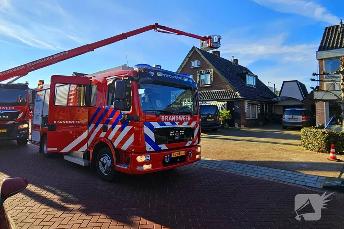 Brandweer treft vermoedelijk asbest aan tijdens schoorsteenbrand