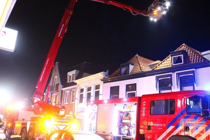 Veel rook bij brand in woning