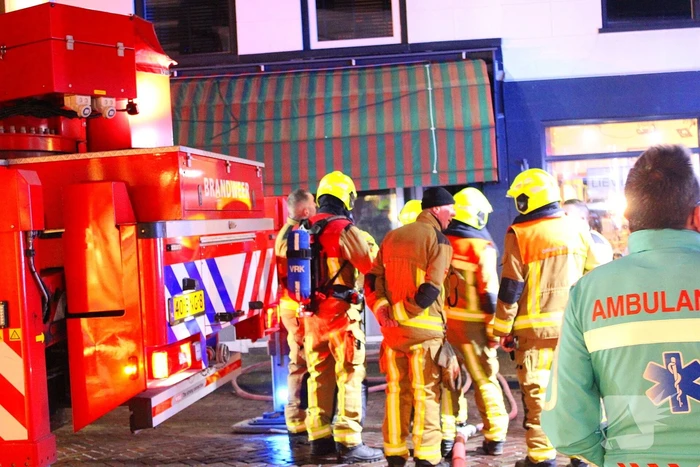 Veel rook bij brand in woning