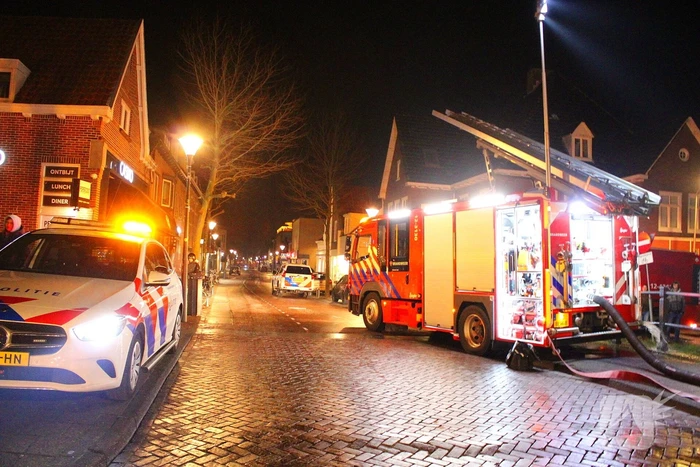 Veel rook bij brand in woning