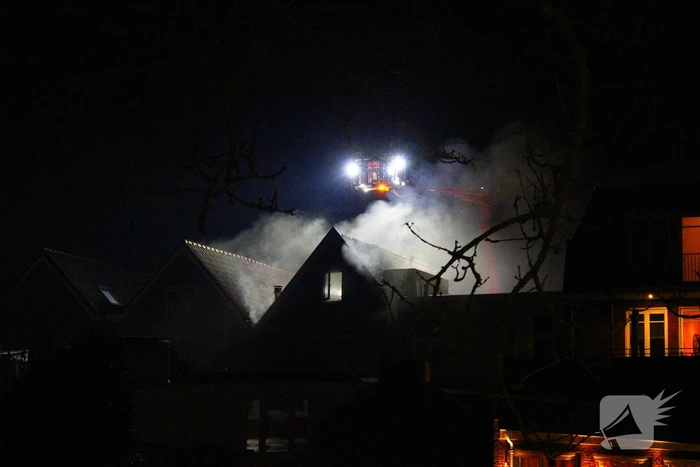 Veel rook bij brand in woning