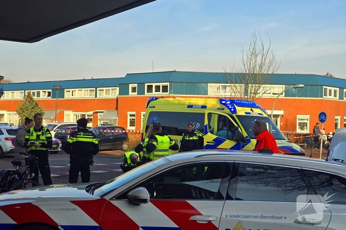 Traumahelikopter landt in woonwijk