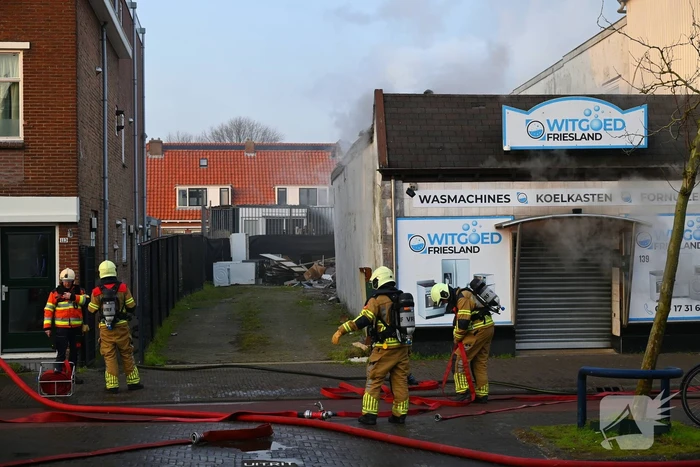 Flinke rookontwikkeling bij brand in winkel