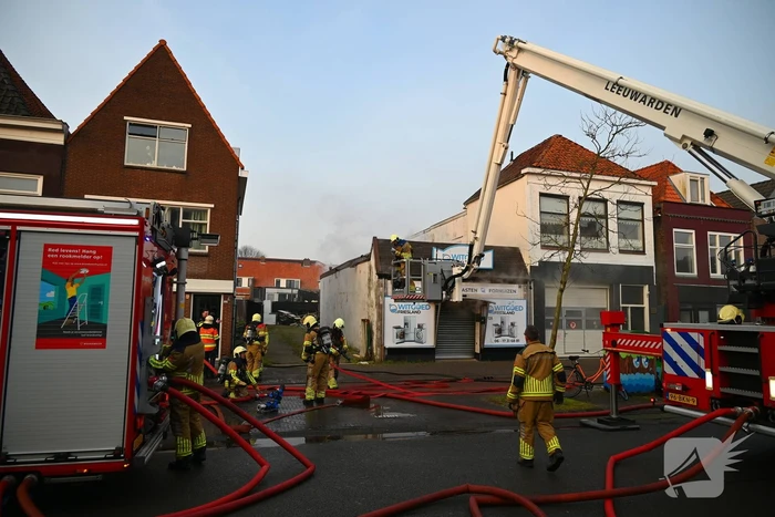 Flinke rookontwikkeling bij brand in winkel