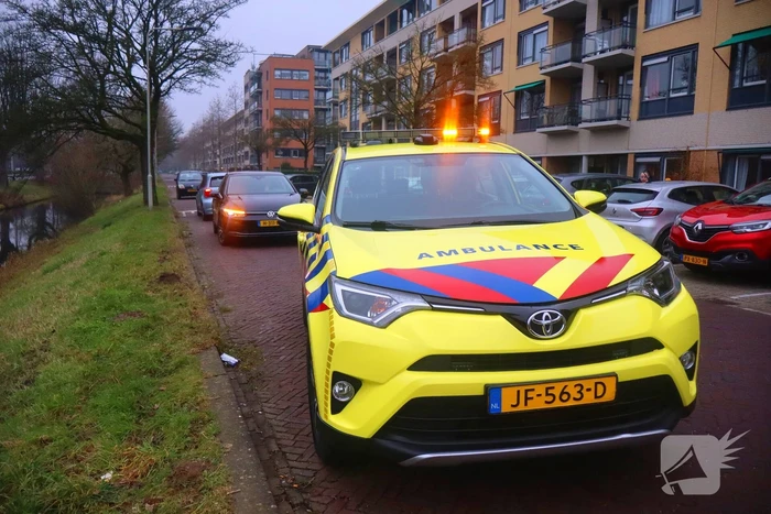 Hulpdiensten groots ingezet voor een brommobiel te water