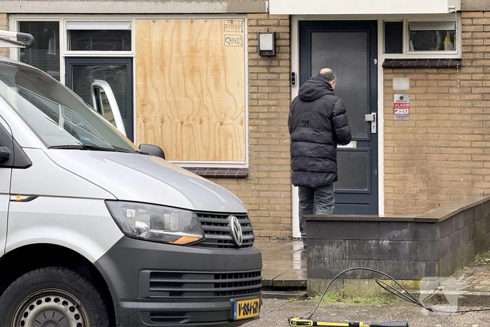 Reparatie en schoonmaak na explosie en beschieting