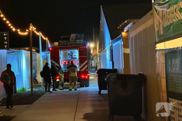 Brandweer blust keukenbrand in AZC