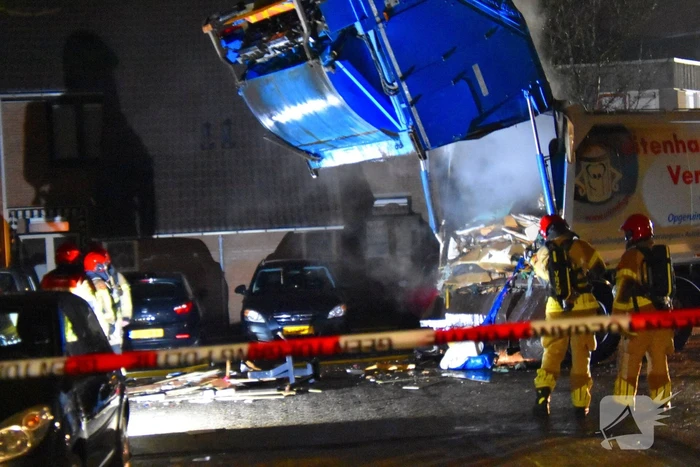Brand in vuilniswagen