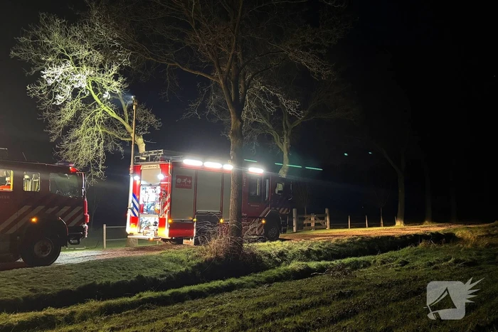 Brandweer schaalt op bij schoorsteenbrand