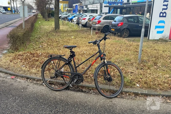 Fietser aangereden op kruising door automobilist