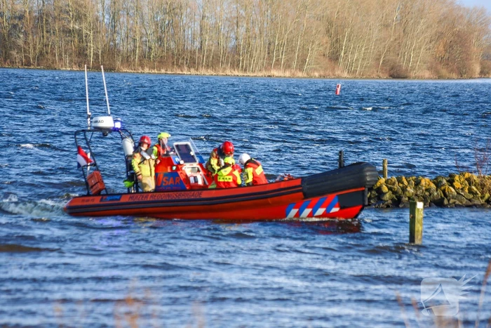 Grote zoekactie naar persoon te water