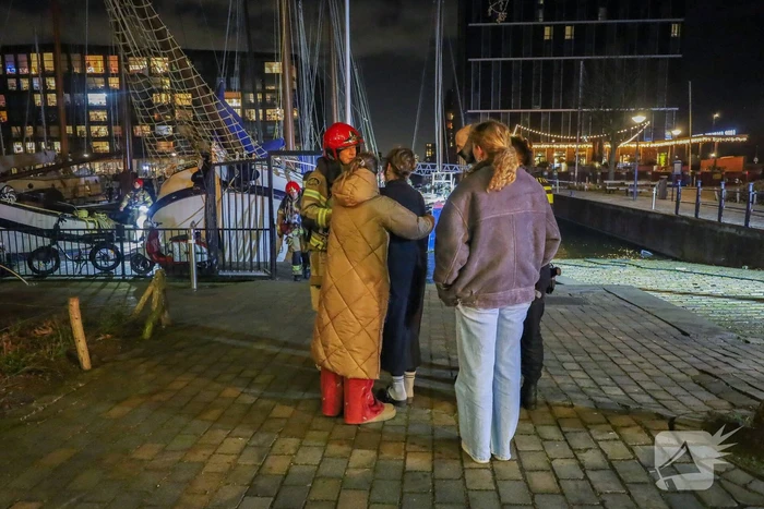 Mogelijk brand op plezierjacht