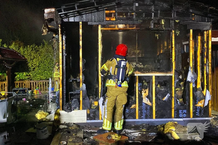 Chalet op camping compleet verwoest door brand