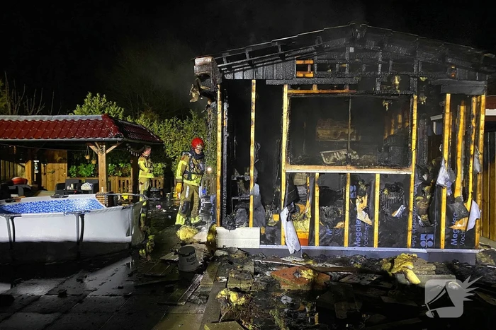 Chalet op camping compleet verwoest door brand