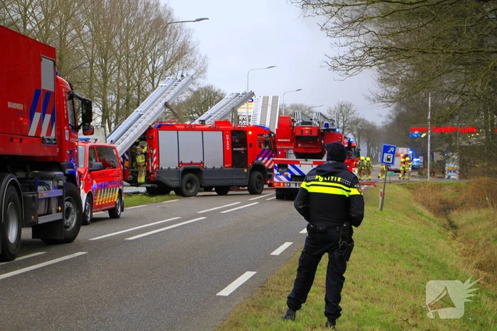 Flinke rook ontwikkeling bij grote brand