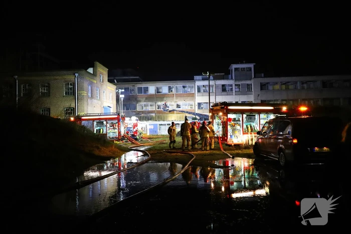 Grote brand in leegstaand pand