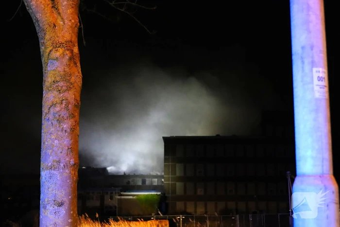 Grote brand in leegstaand pand