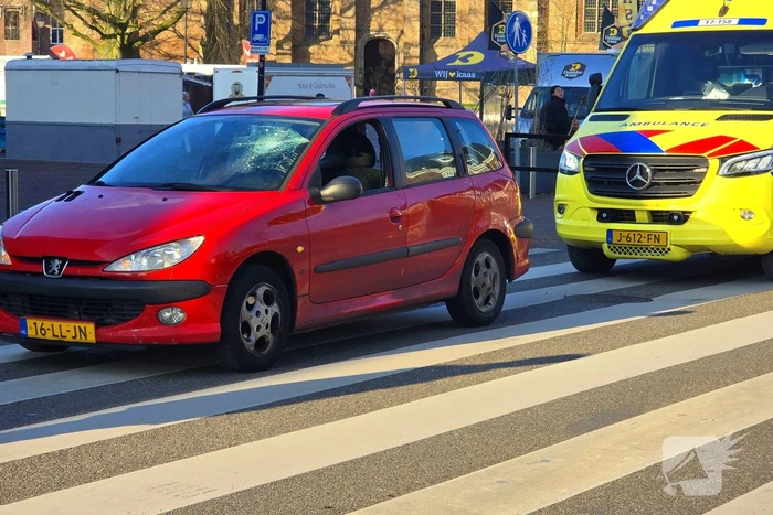 Persoon geschept op oversteekplaats