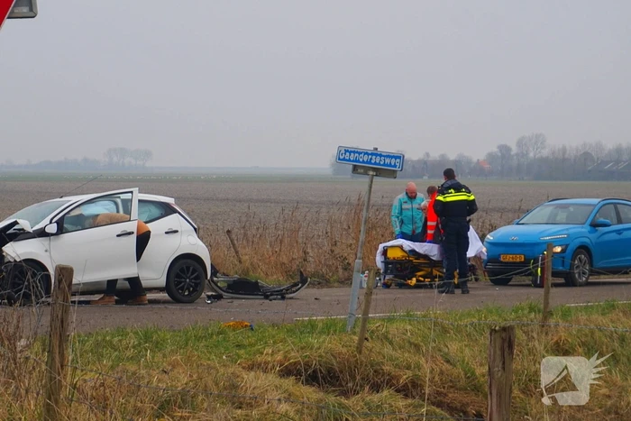 Flinke schade na ongeval op kruising