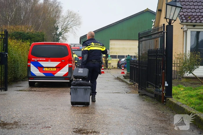 Politie treft mogelijk drugslab aan, twee aanhoudingen
