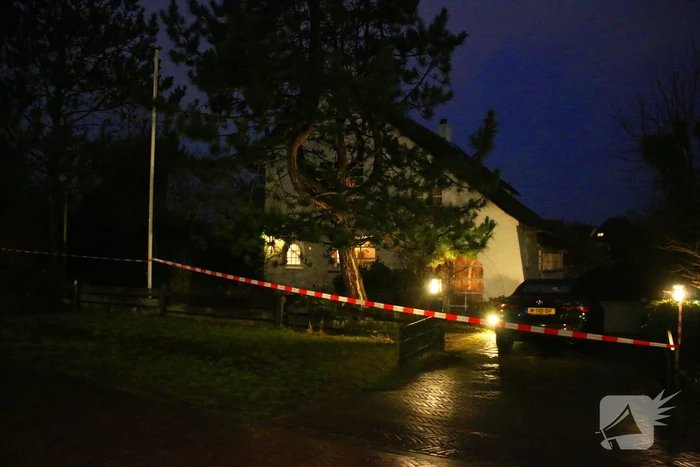 Zwaargewonde aangetroffen in tuin van woning