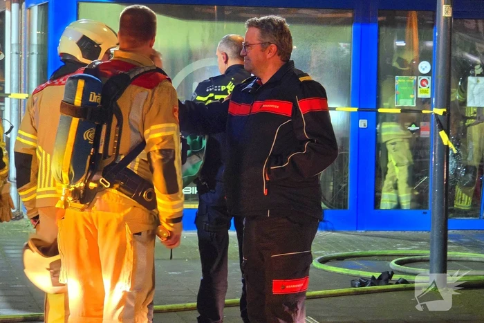 Zeer grote brand in fietsenwinkel