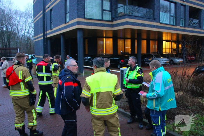 Flinke rook ontwikkeling bij grote brand in appartement