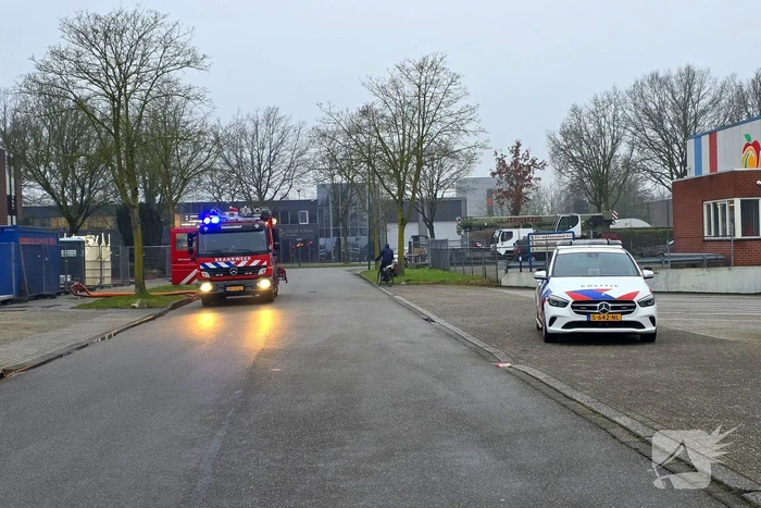 Grote brand in bedrijfspand van koekjesfabriek